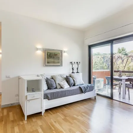 Arenella Elegant With Private Parking *