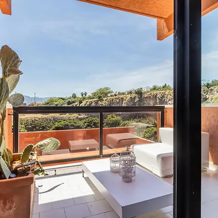 Arenella Elegant With Private Parking