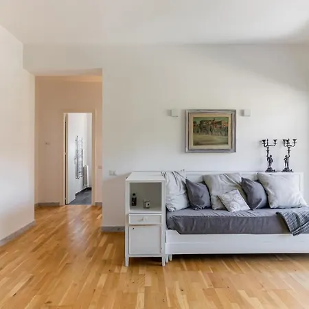 Arenella Elegant With Private Parking