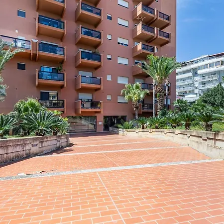 Arenella Elegant With Private Parking *