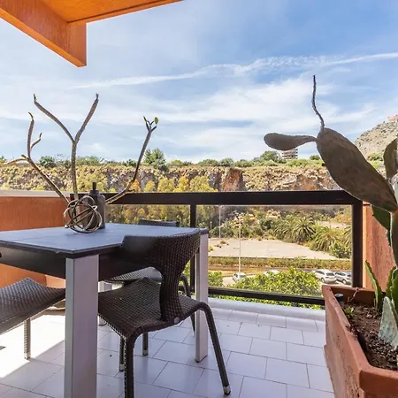 Arenella Elegant With Private Parking Apartment *